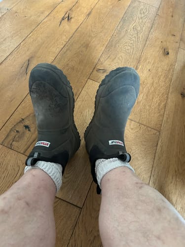Customer photo review of Men's 6" Ankle Deck Boots Ice