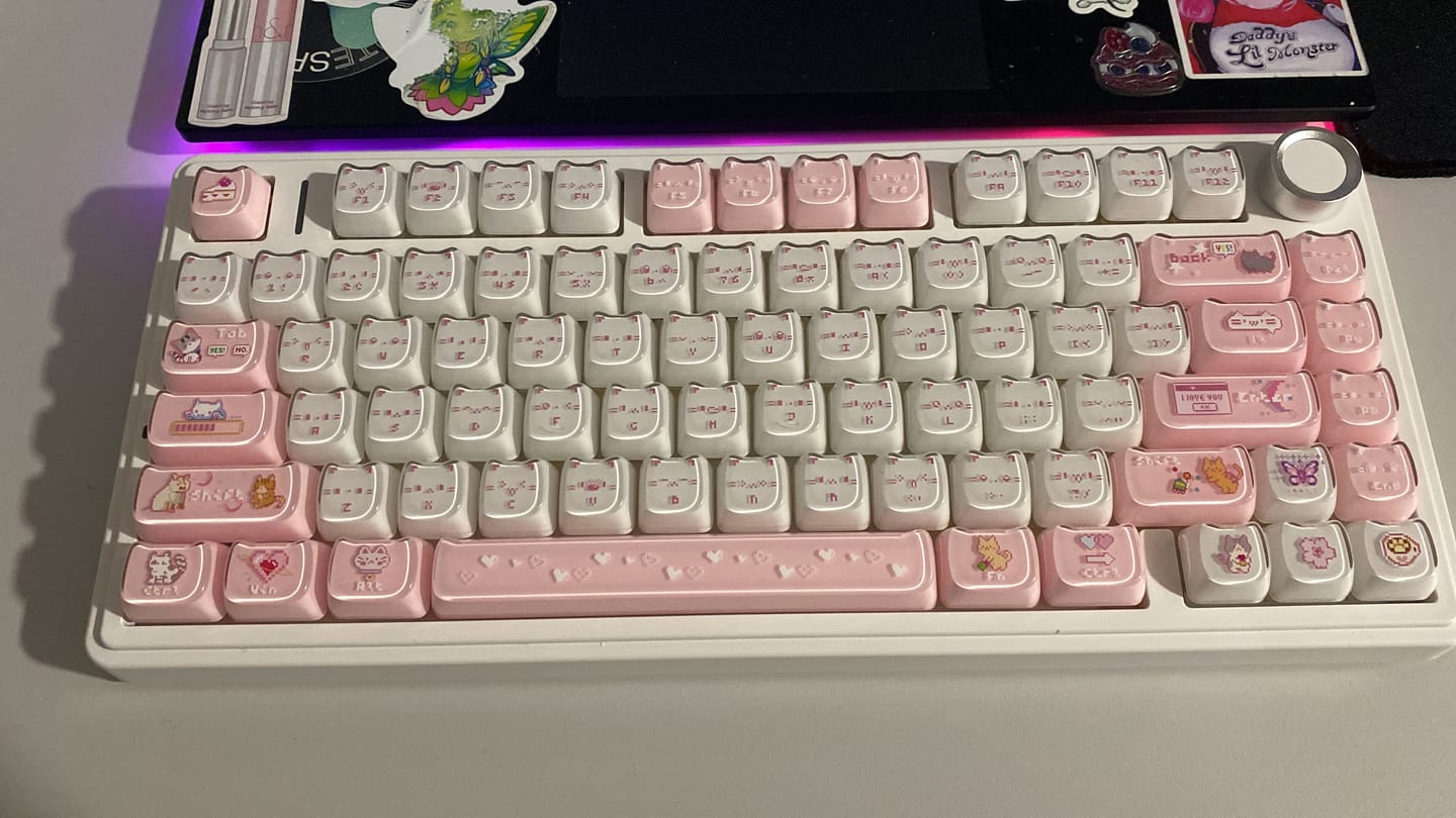 Customer photo review of KiiBOOM Mewsic Jelly Keycap Set