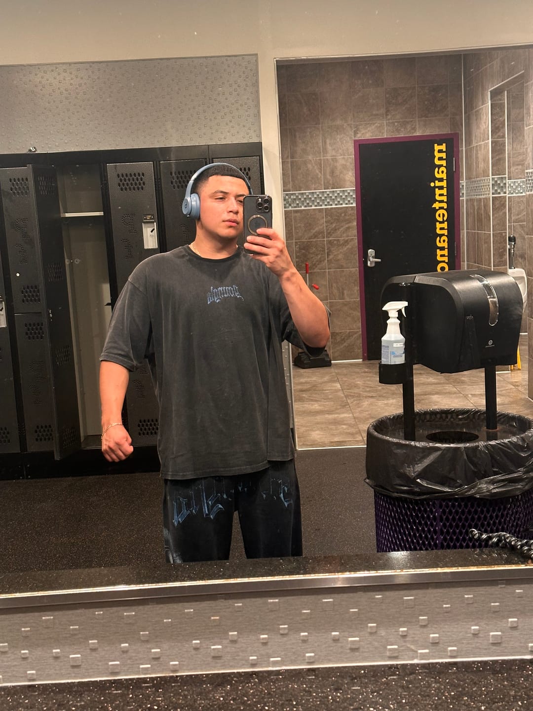 Customer photo review of 4135 - YLA x Axel - Spartan Tees
