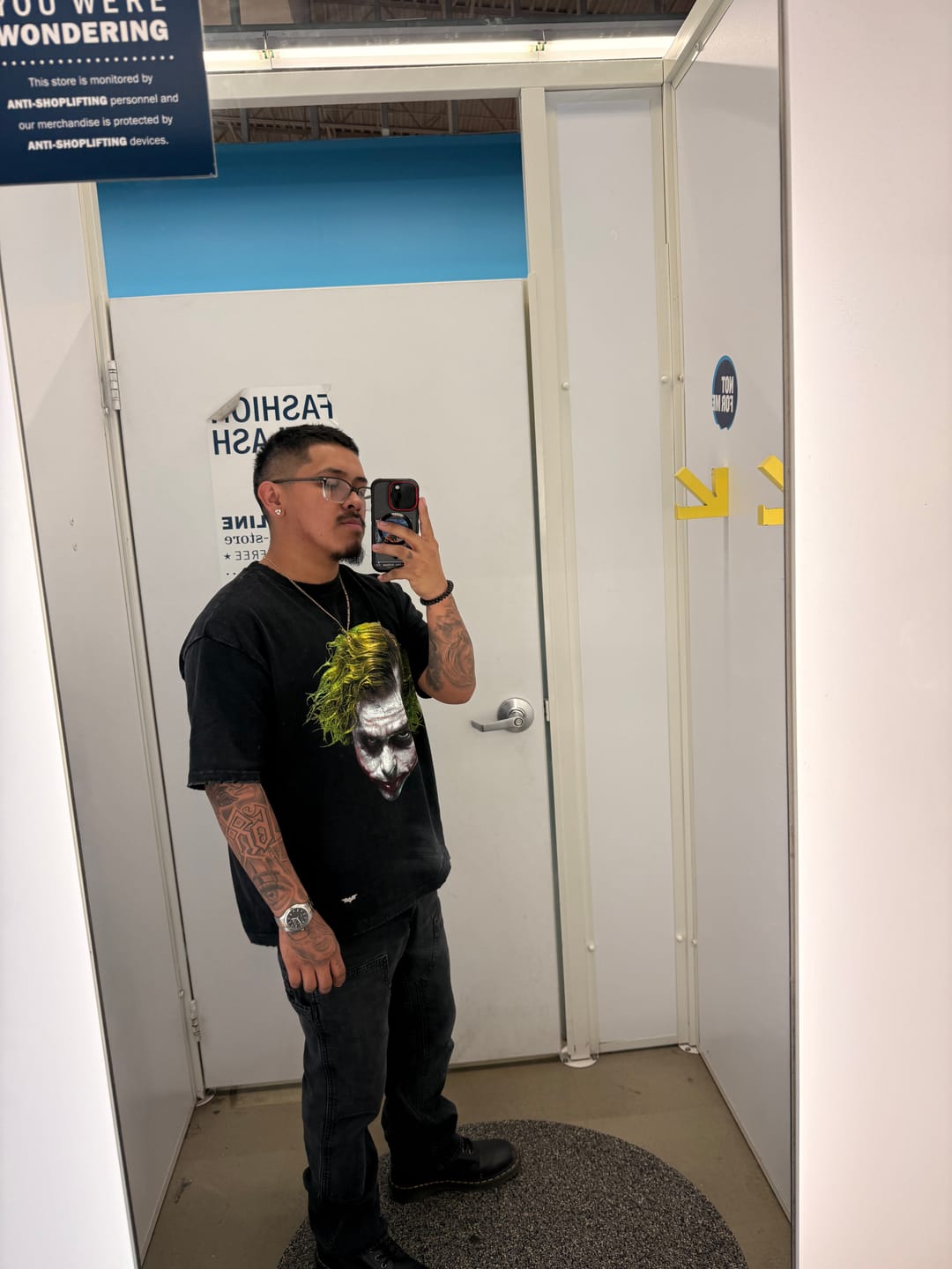 Customer photo review of 4082 - Tom & Jerry Tees