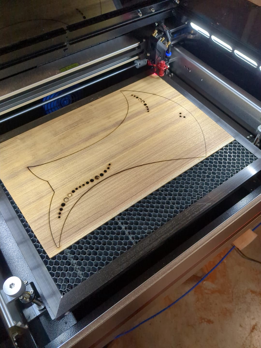 Customer photo review of Monport Reno45 45W Desktop CO2 Laser Engraver & Cutter (16" X 12") with Magnetic Assisted Focus