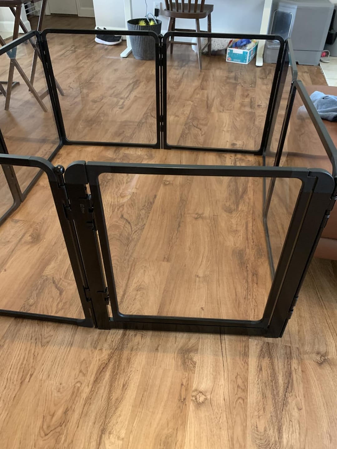 Customer photo review of FXW AuraSpace Pro Acrylic Indoor Dog Playpen