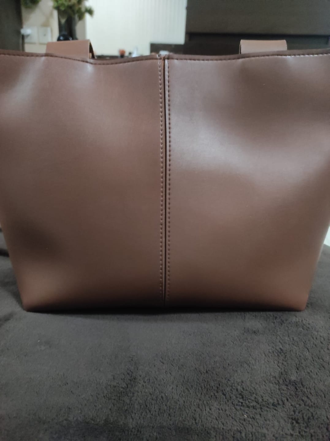 Customer photo review of Portland Tote Expresso