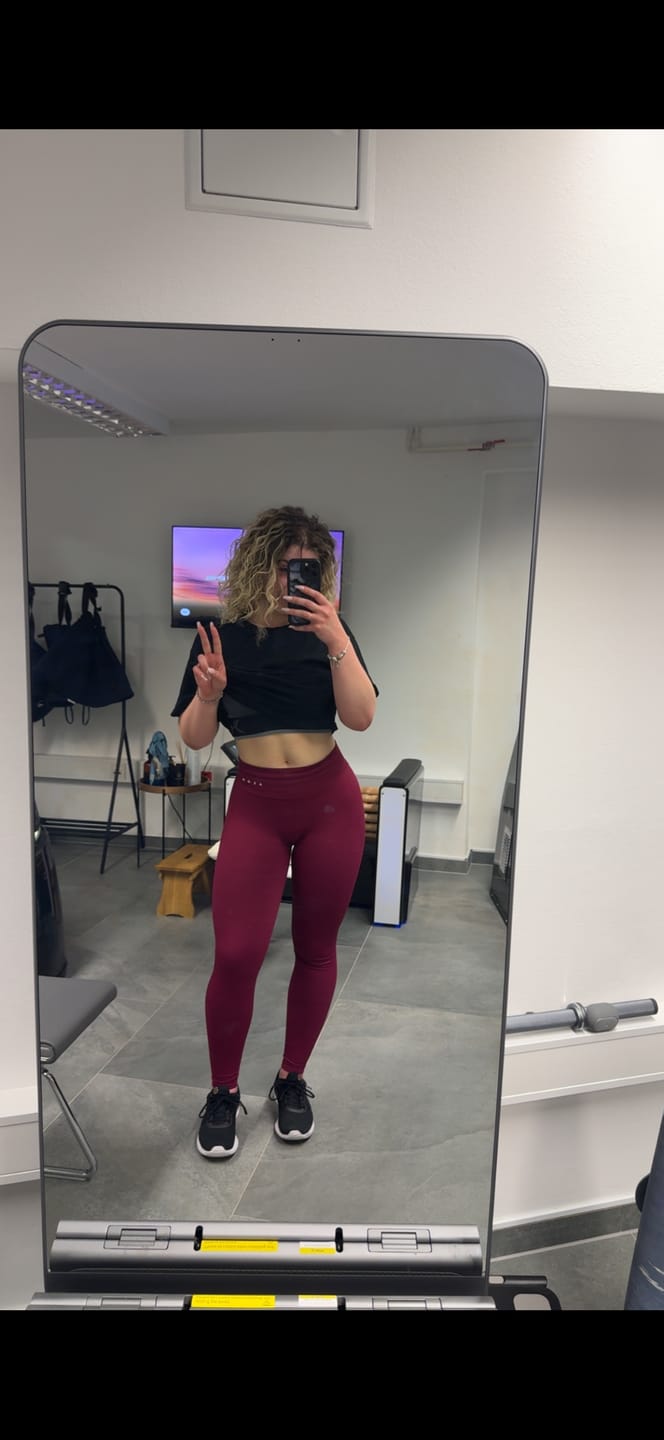Customer photo review of MOTION SEAMLESS LEGGINGS V2