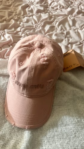 Customer photo review of Trendy Year-Round Baseball Cap