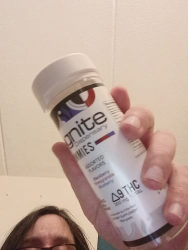 Customer photo review of Ignite 300mg D9 Live Rosin Gummies (Sativa)