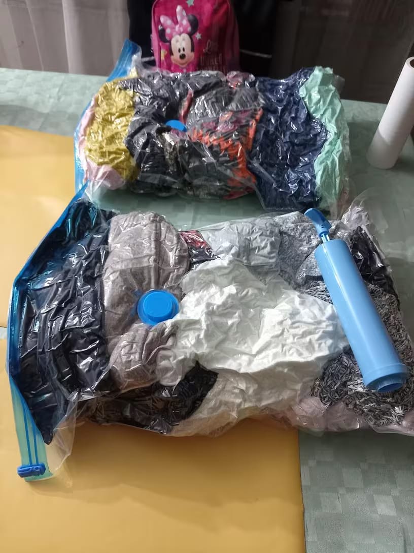 Customer photo review of Vakuumbeutel für Kleidung & Bettwäsche – Platzspar-Set 3 Stück