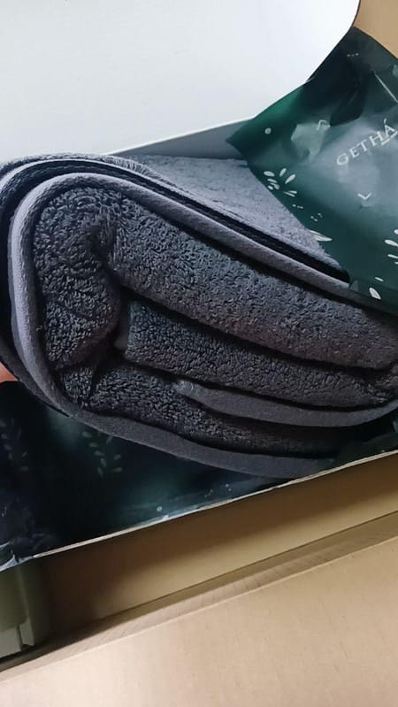 Customer photo review of Getha Lux Towel - Dark Grey