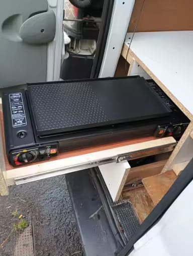 Customer photo review of 2500W Tragbarer 2-Flammen-Campingkocher mit Grillschale & Tragetasche