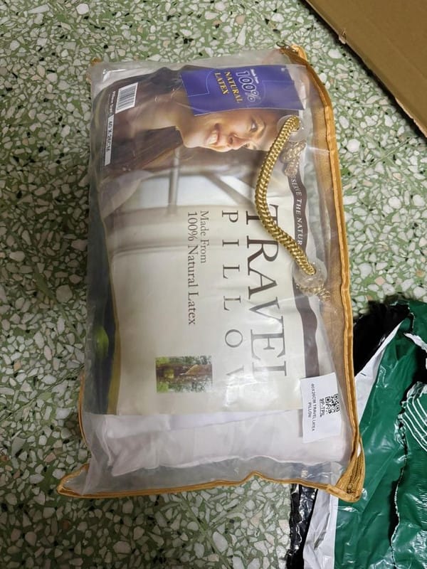 Customer photo review of Getha Travel Pillow - Small