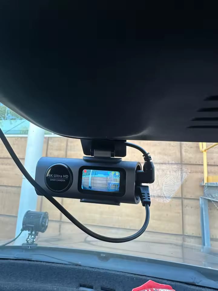 Customer photo review of 4K Dashcam mit Nachtsicht, Wi-Fi, GPS & 24H Parküberwachung