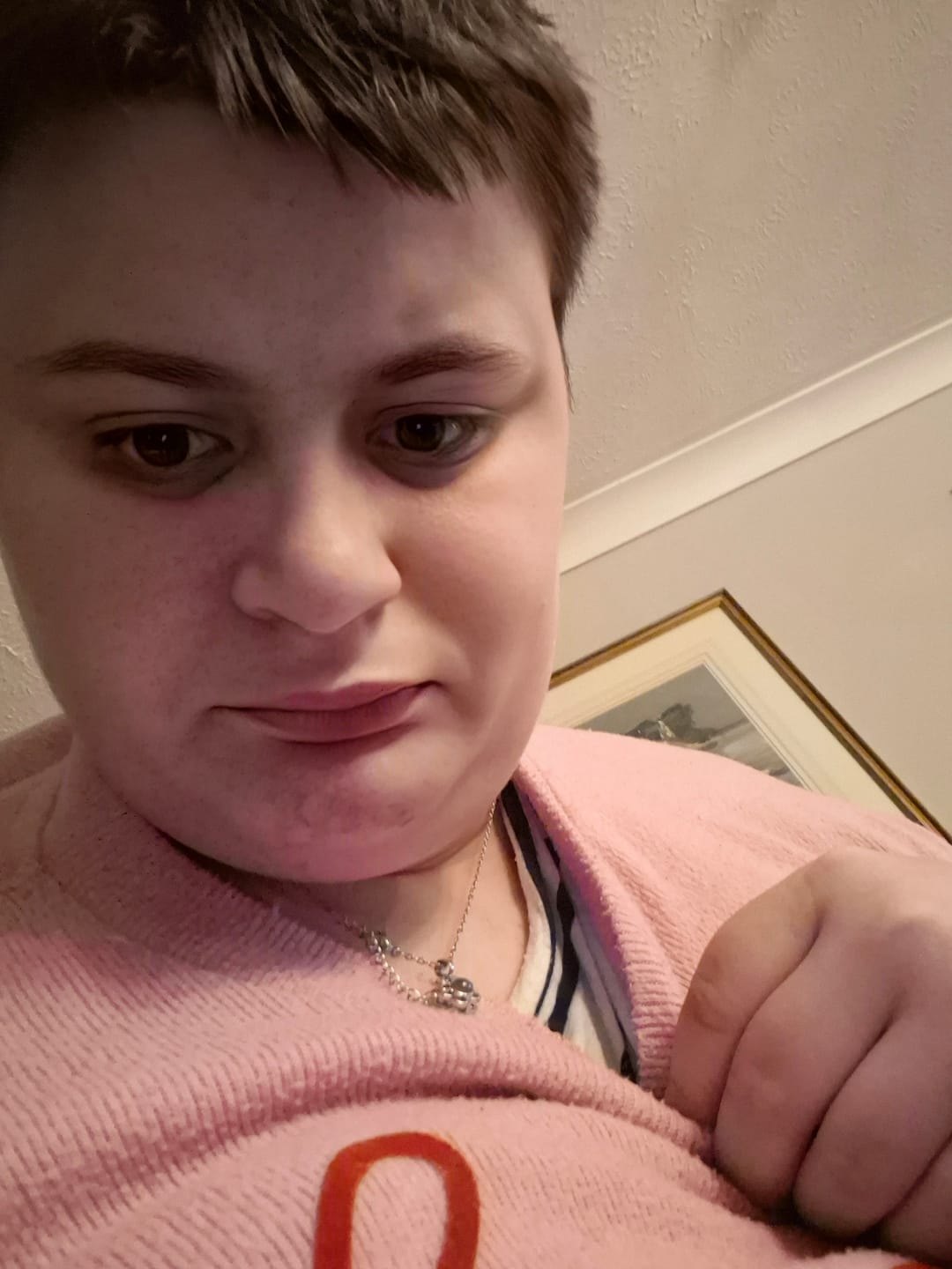 Customer photo review of Paw Print Photo Necklace