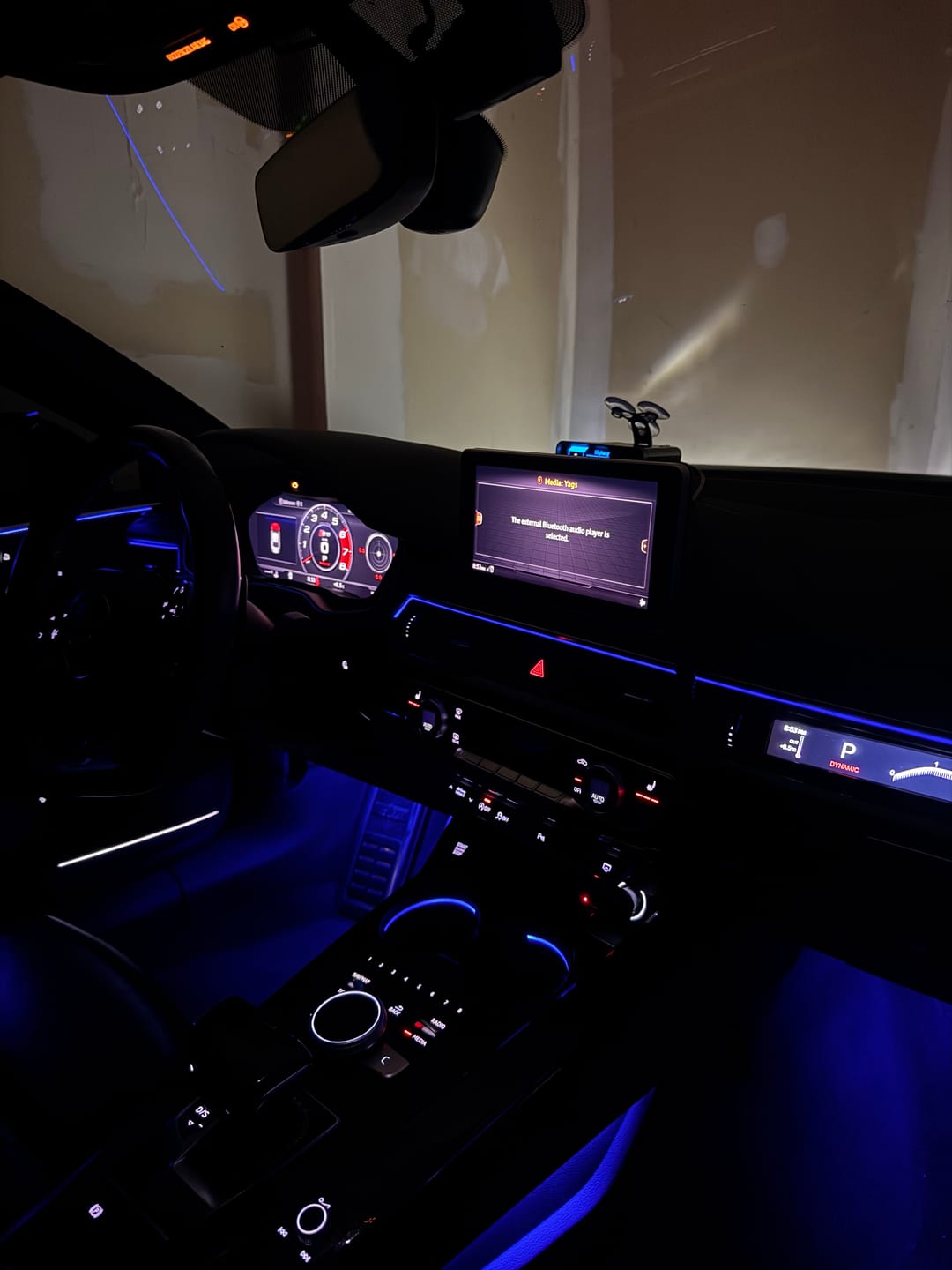 Customer photo review of Audi B9/B9.5 Dashboard Ambient Lighting