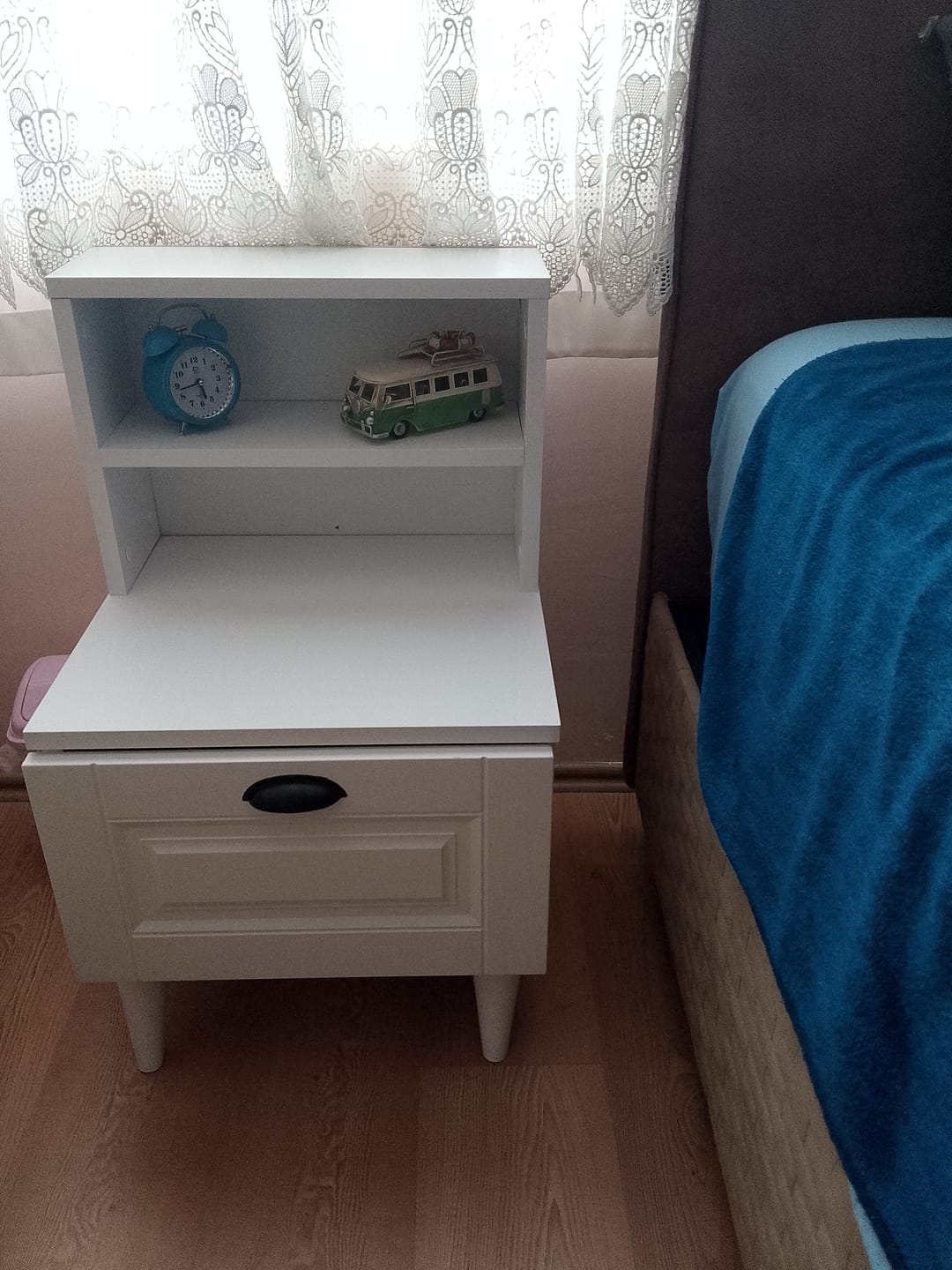 Customer photo review of Rani BD105 Komodin 2 Raflı Membran Çekmeceli Komodin Beyaz