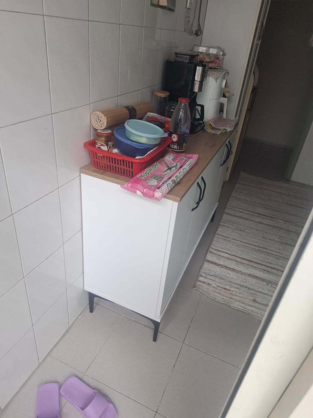 Customer photo review of Rani JE162 Kahve Köşesi Çok Amaçlı Dolap 4 Kapaklı Kiler Mutfak Dolabı Beyaz - Sepet Ceviz