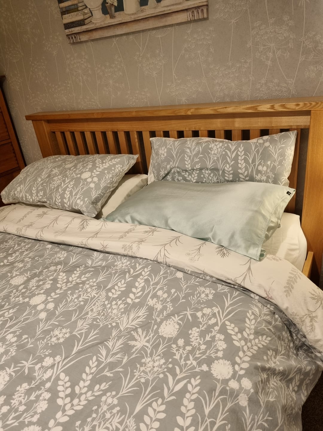 Customer photo review of Teal Breeze Pure Silk Pillowcase