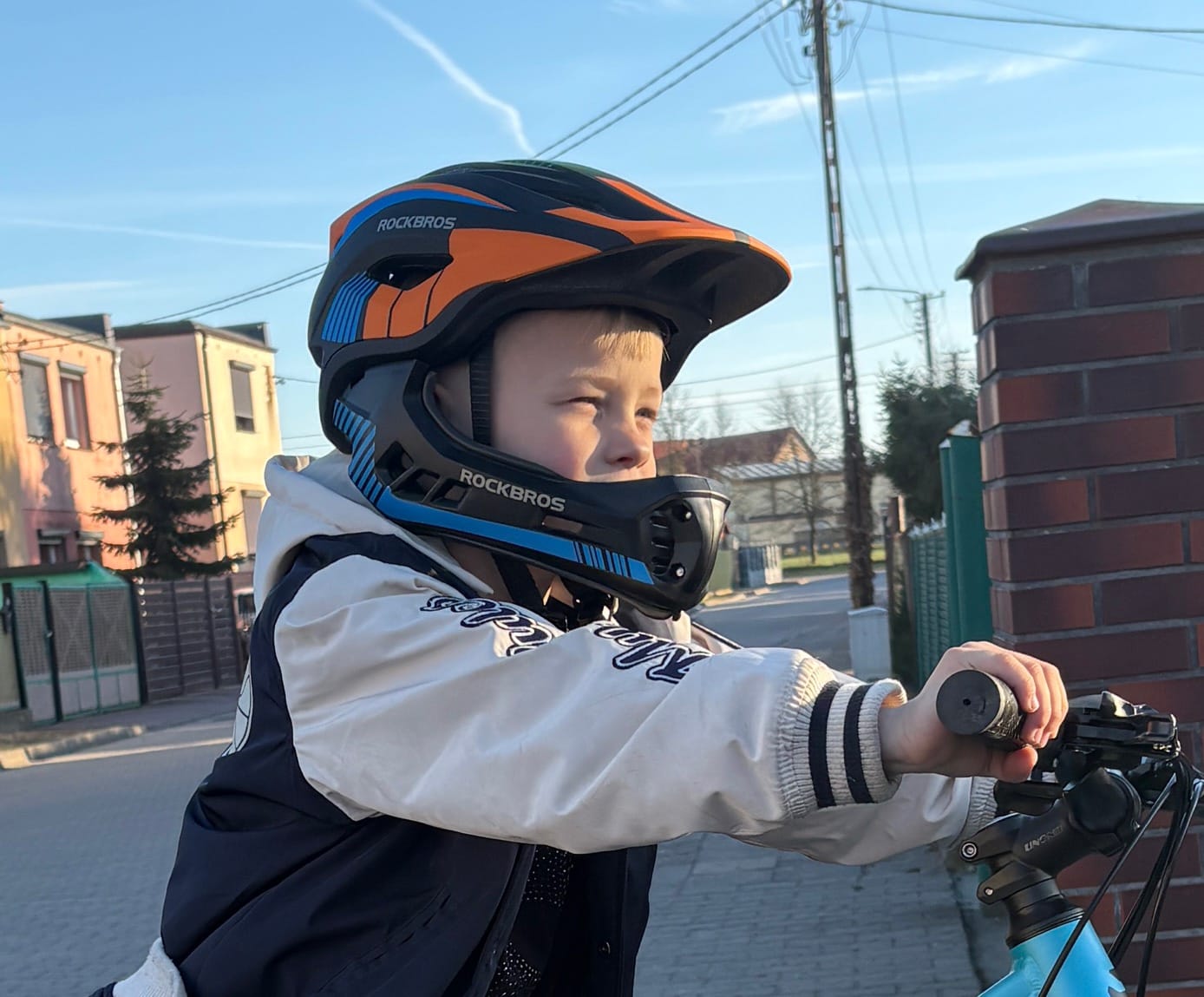 Customer photo review of Kaski Rowerowy dla Dzieci z Odpinaną Osłoną Podbródka -TT-32