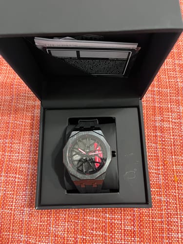Customer photo review of Petronas G55 Black Strap