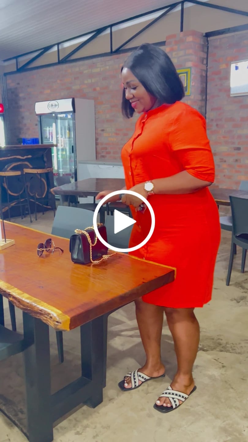 Customer video review of Super Double Drawn Vietnamese 5x5 Lace Wig Straight Col Natural 10 Inch