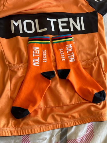 Customer photo review of Orange MOLTENI Retro Cycling Socks