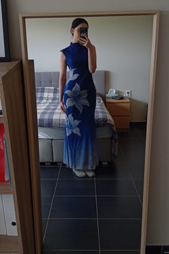 Customer photo review of Lan Ting 兰亭 Orchid Pavilion New Chinese Style Ombre Sleeveless Qipao
