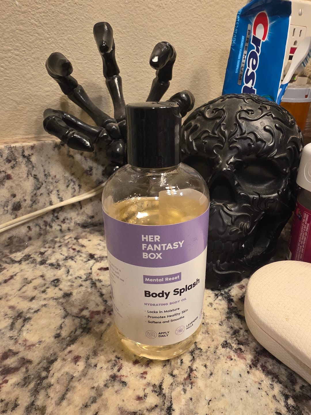 Customer photo review of Body Splash - Skin Smoothing Body Oil (Mental Reset – Lavender & Vanilla CALMING SPA SCENT)