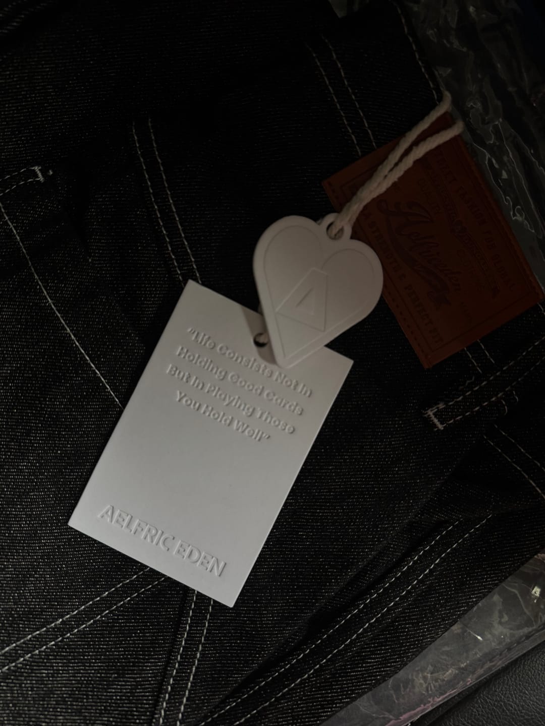 Customer photo review of Aelfric Eden Metal Button Raw Baggy Barrel Jeans