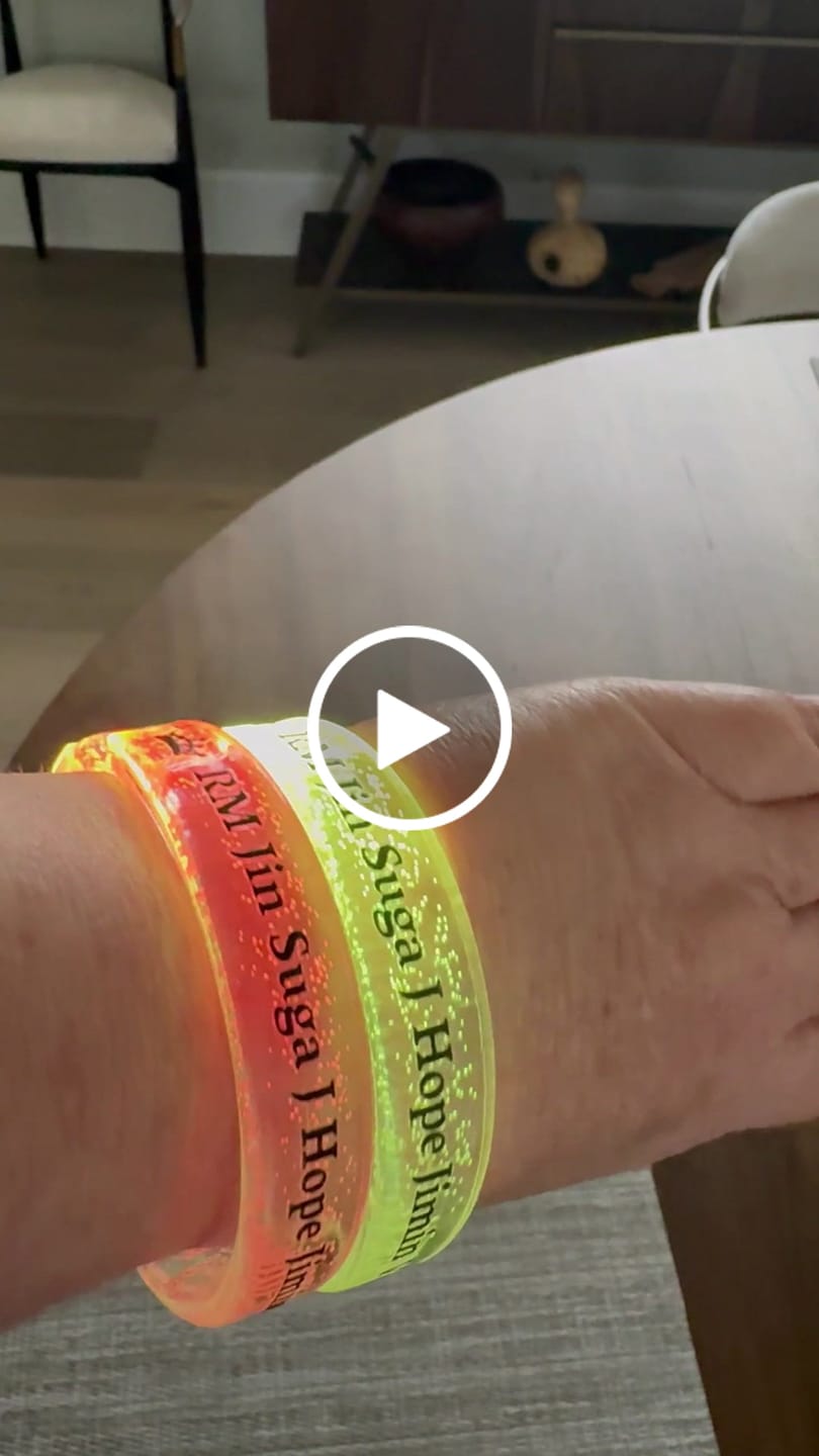 Customer video review of Multicolor LED Glow Bracelet