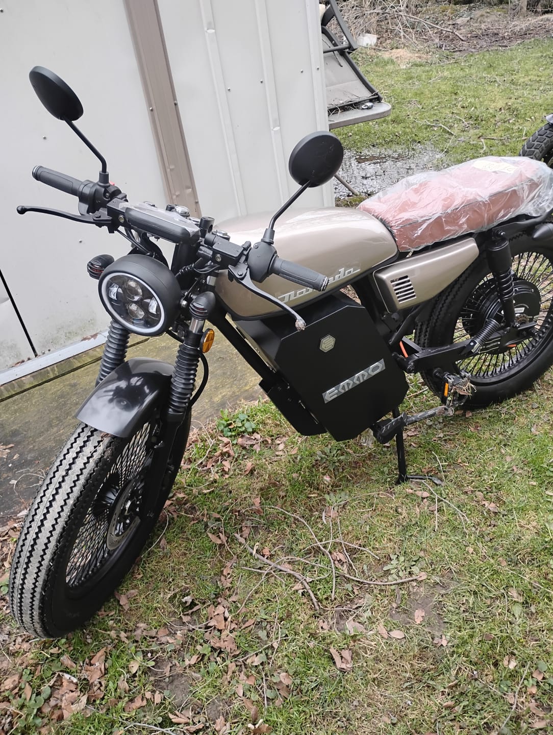 Customer photo review of Nomado Electric Motorcycle