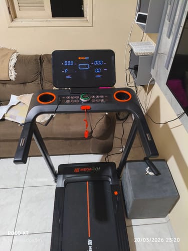 Customer photo review of Esteira Ergométrica Elétrica Smart Pace 14km/h | Motor 2.5 HP | Bluetooth |Suporta até 120kg