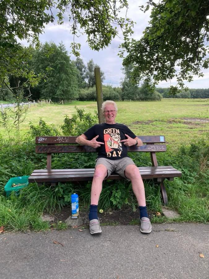 Customer photo review of Metallicat Premium T-Shirt