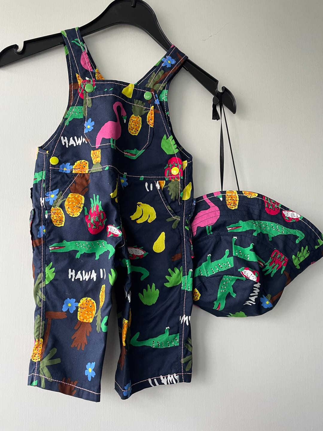 Customer photo review of Drawn Tropical Scenery Cotton Poplin Fabric