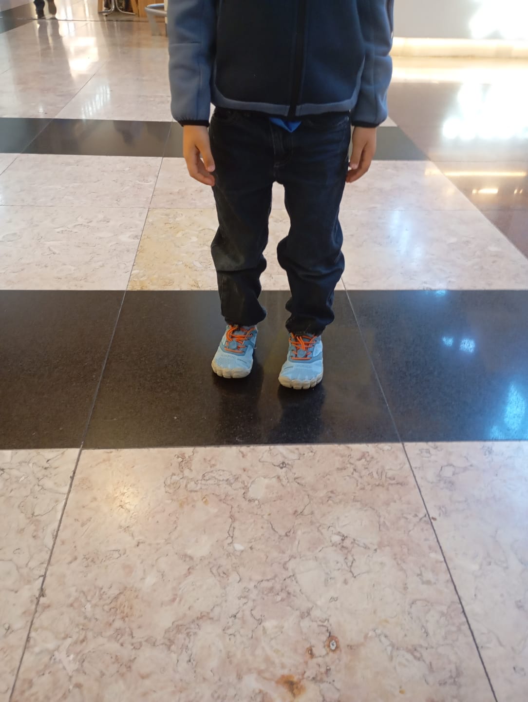 Customer photo review of Niños Free Ⅰ - Zapatos Barefoot