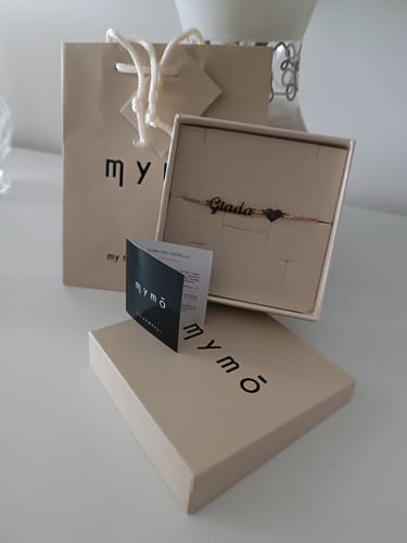 Customer photo review of Bracciale Nome e Cuore