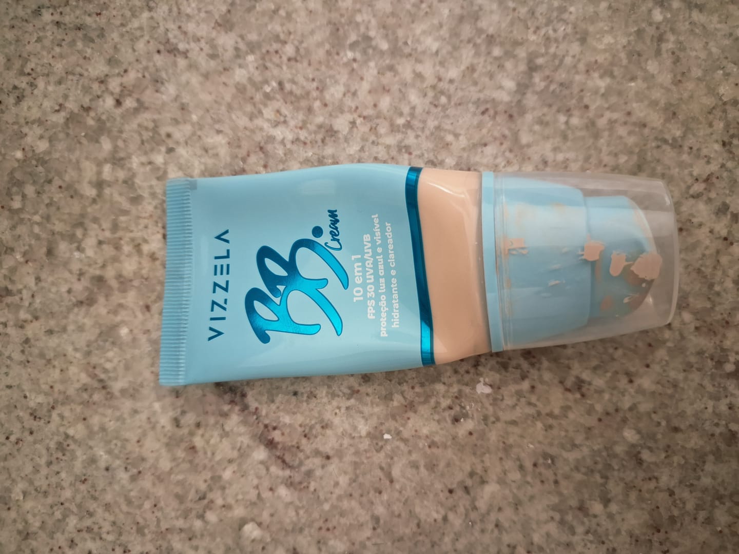 Customer photo review of BB Cream FPS 30 - Vizzela