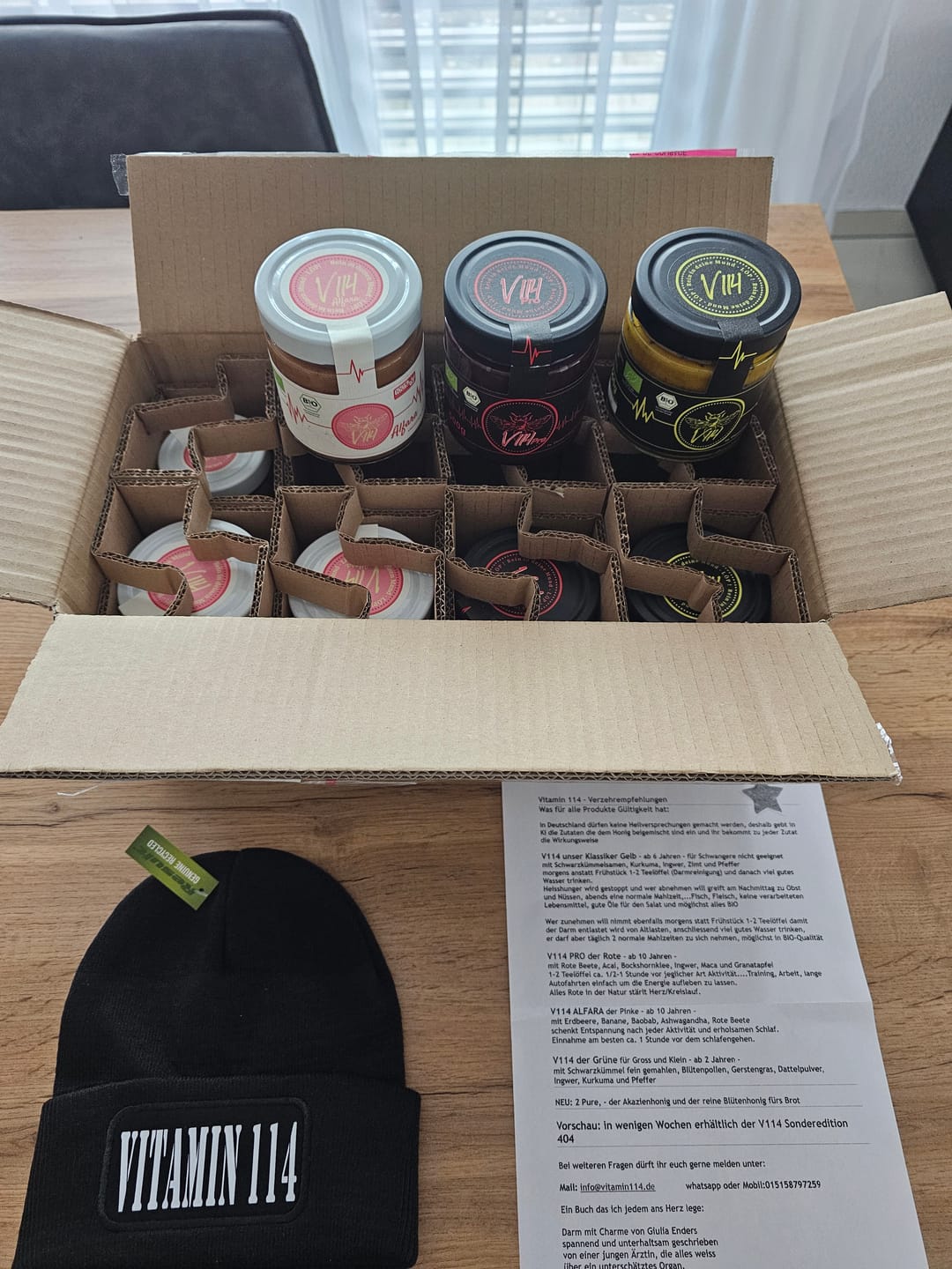 Customer photo review of V114 Bio-Honigmischung Bundle + 2 Freebies (6 x 500 g in Bio-Qualität)