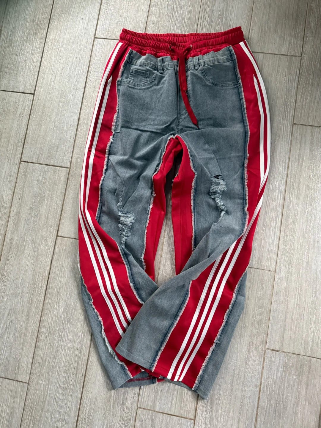 Customer photo review of High Waist Ripped Jeans Women Colorblock Contrast Distressed Patchwork Pants Streetwear Wide Leg Long Stretch Denim Jeans