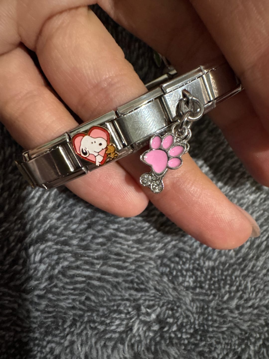 Customer photo review of Charm Colgante Huella perrito