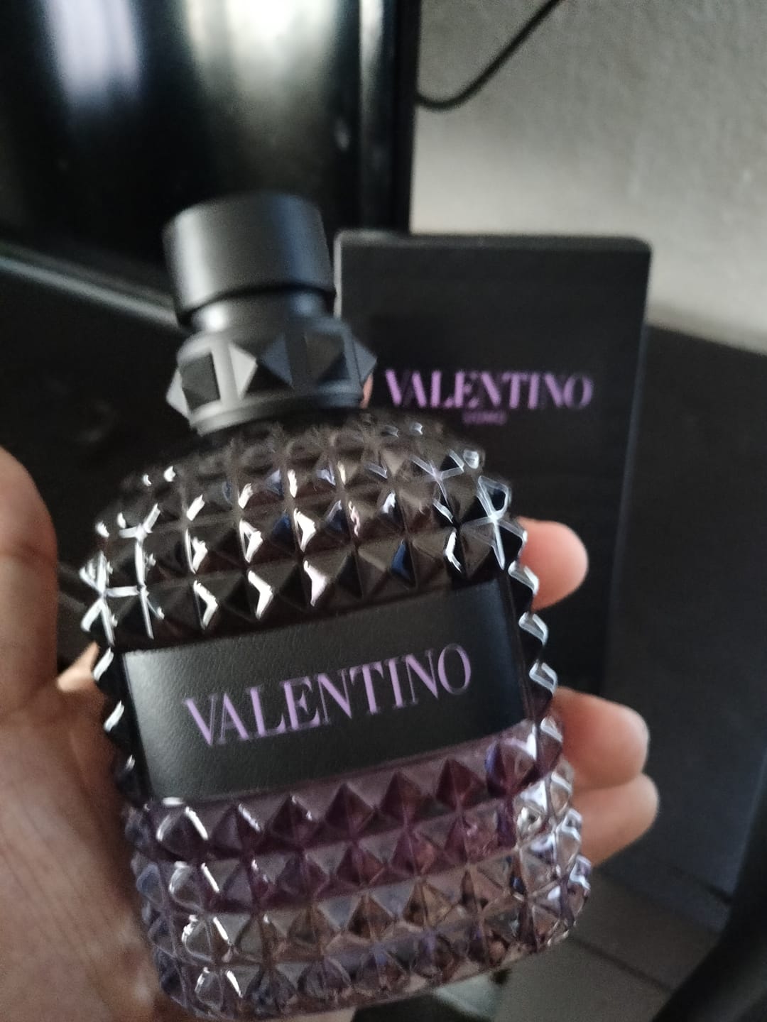 Customer photo review of Perfume Valentino Uomo Born in Roma Purple Melancholia 100ML EDT