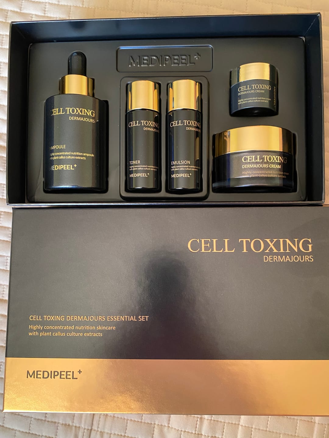 Customer photo review of Ādu atjaunojošs komplekts ar cilmes šūnām Medi-Peel Cell Toxing Dermajours Essential Set