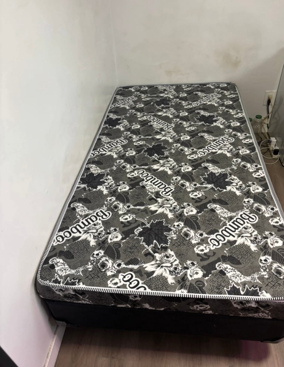 Customer photo review of RFT-2025-213 - DOUBLE BED SET - INCL MATTRESS, BOXSPRING, PROTECTOR, BED LEGS, DELIVERY, SETUP