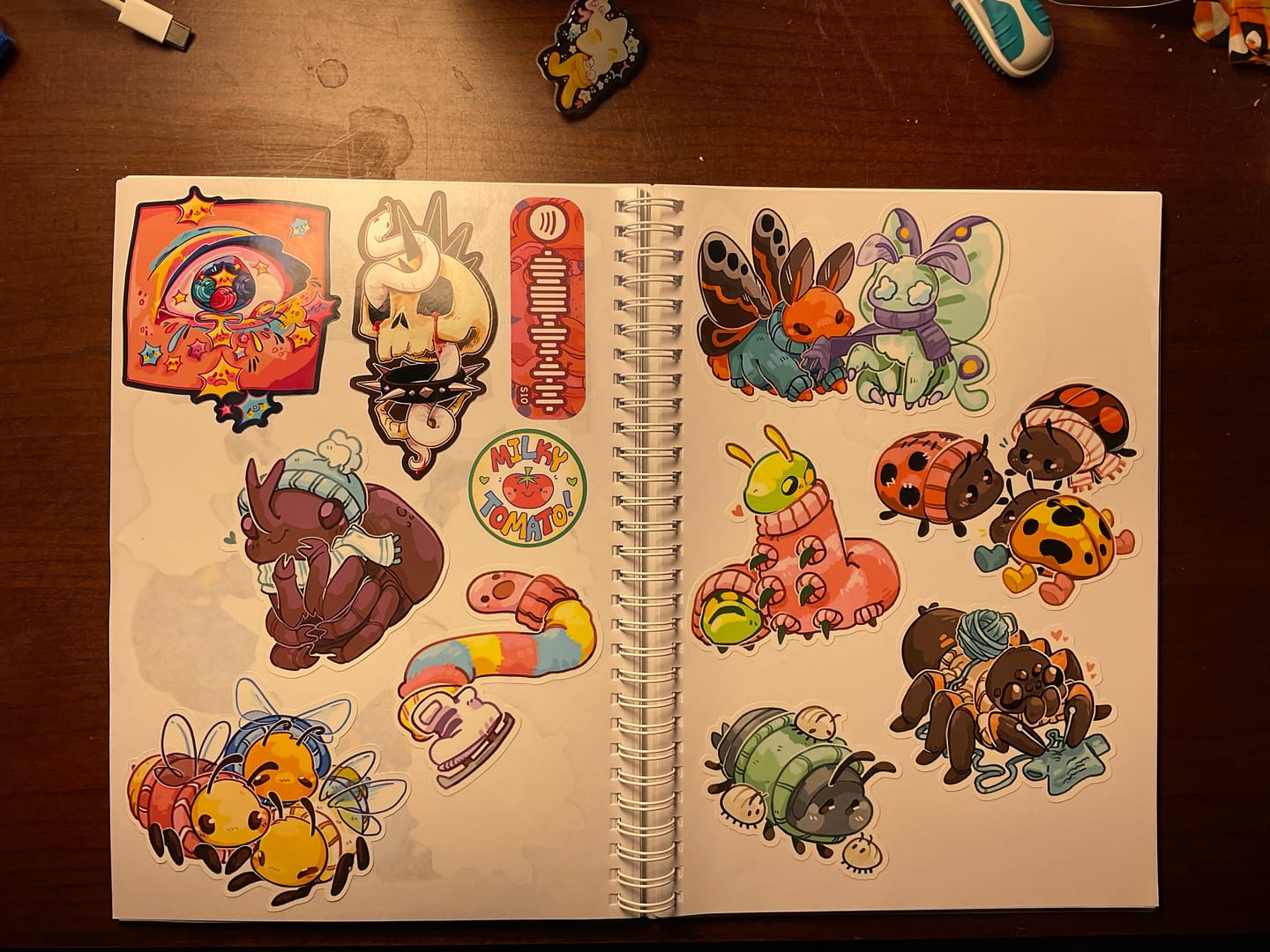 Customer photo review of Sweater Bug Stickers Blind Bag Series 4