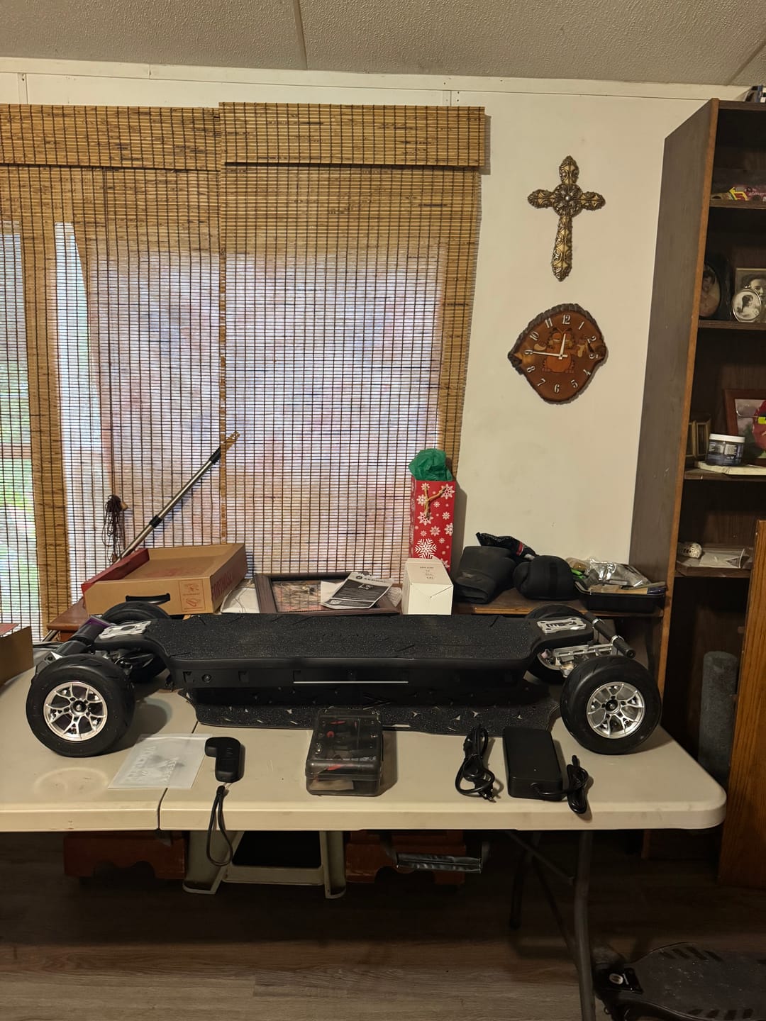 Customer photo review of Acedeck® Nomad N3 Electric Skateboard-Best All-terrain Long Range Electric Skateboard