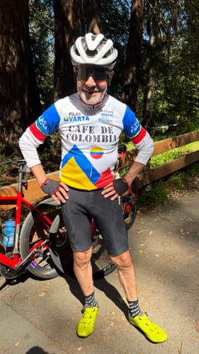 Customer photo review of Cafe D Colombia Retro Short sleeves Jersey