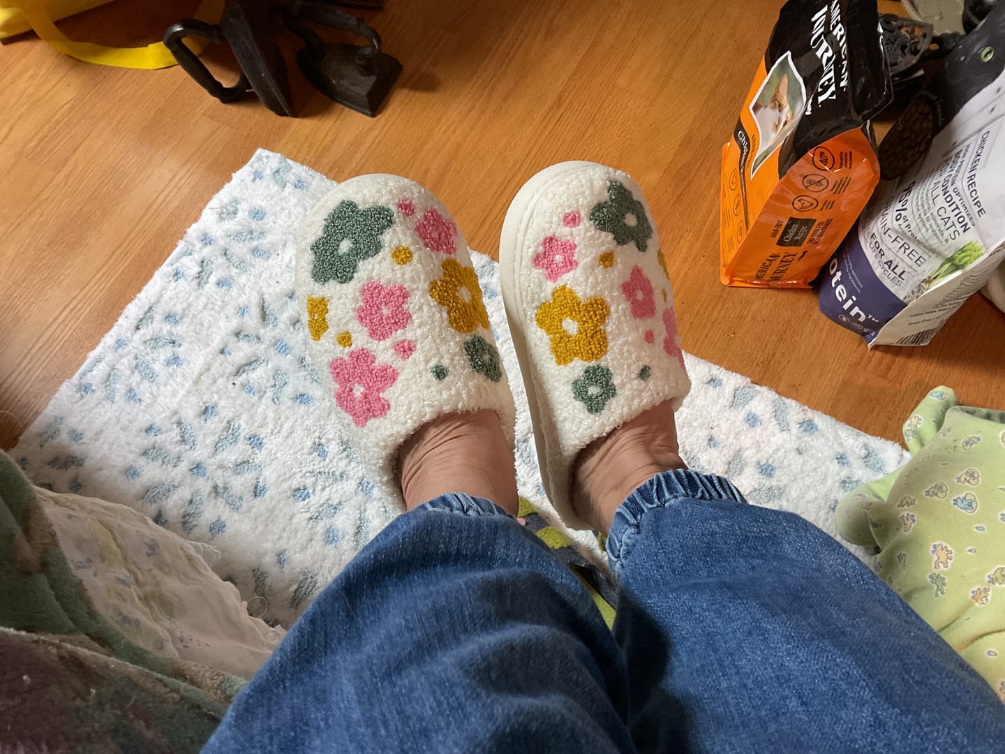 Customer photo review of Livia Flower Slippers