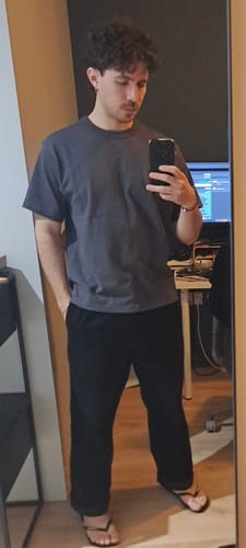 Customer photo review of 1900s Heavyweight Cotton Jersey Boxy T-Shirt