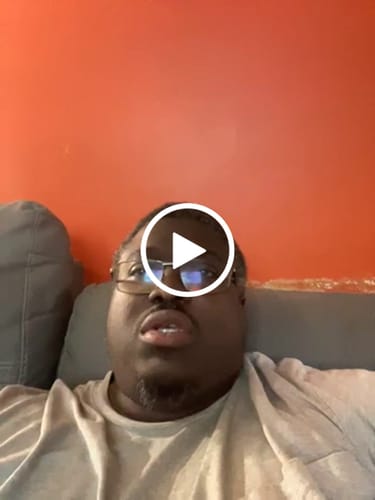 Customer video review of Perfume Discovery Sets