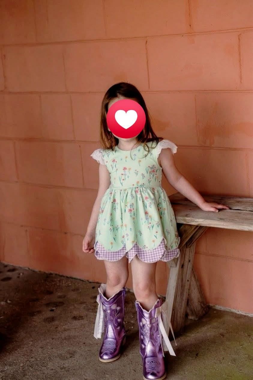 Customer photo review of Sweetheart Bow Cowgirl Boots- Purple