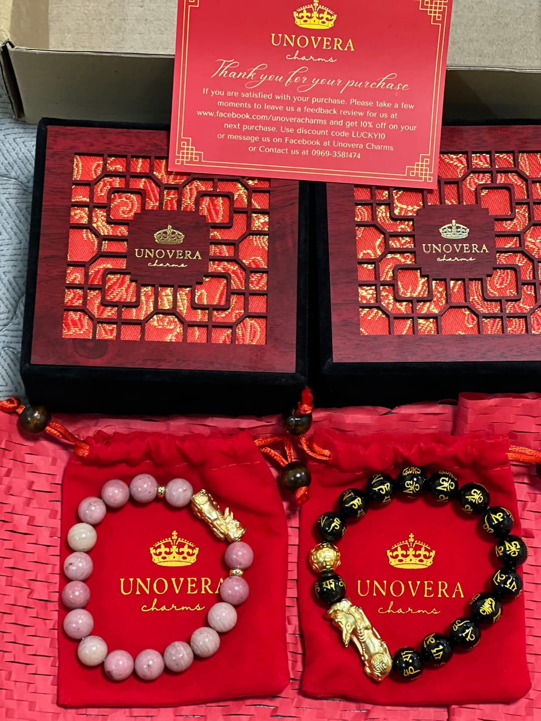 Customer photo review of 10mm Black Onyx Mantra with 24 Karat Gold Lucky PiYao and for Money Catcher and Good Fortune