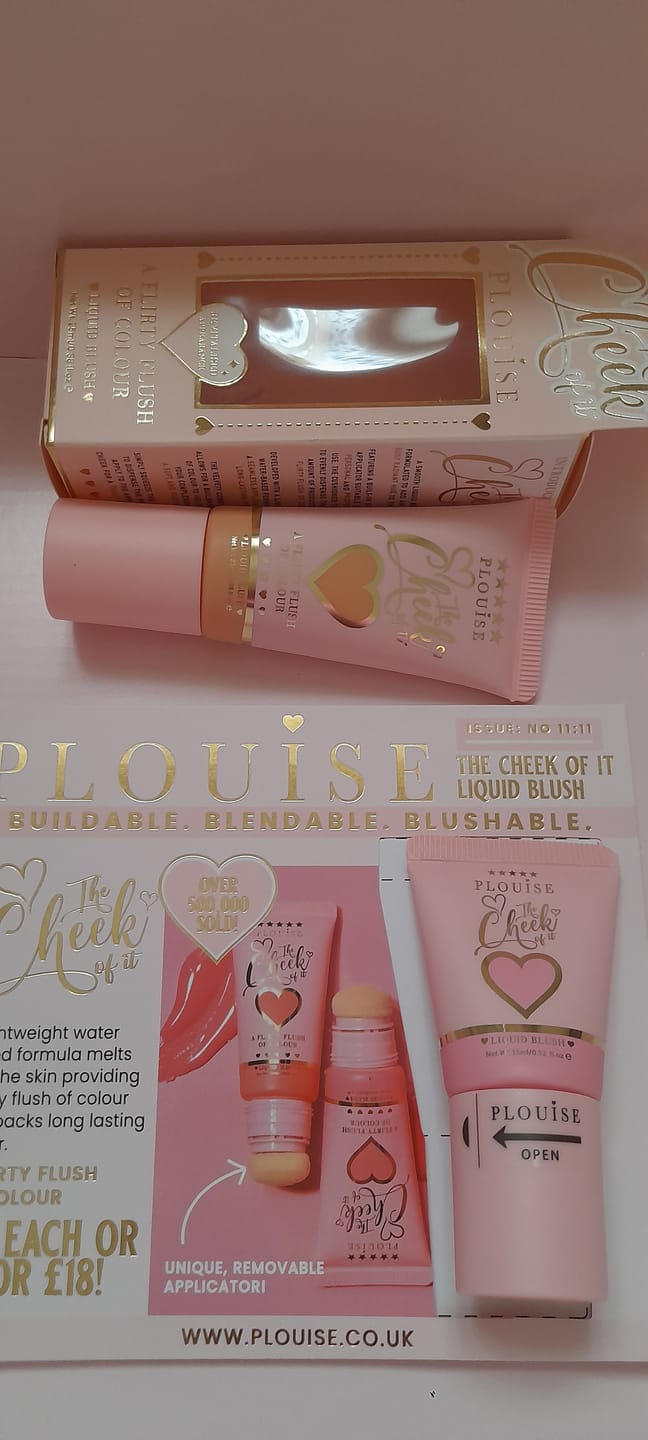 Reseña de la foto del cliente de P.Louise The Cheek Of It Liquid Blush Legally Pink Magazine